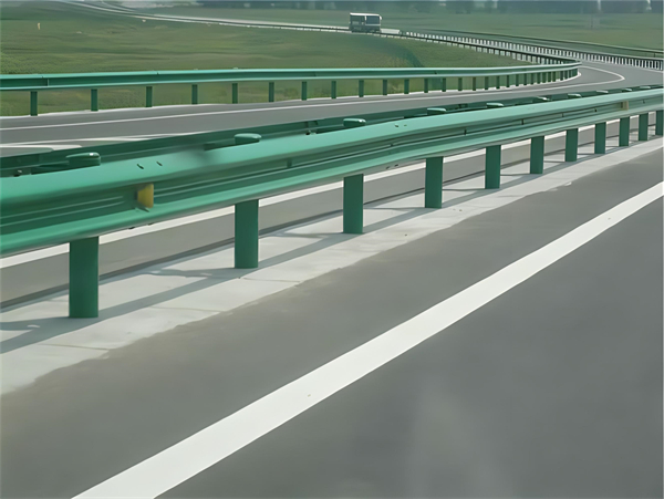 嘉兴波形梁护栏在高速公路的应用